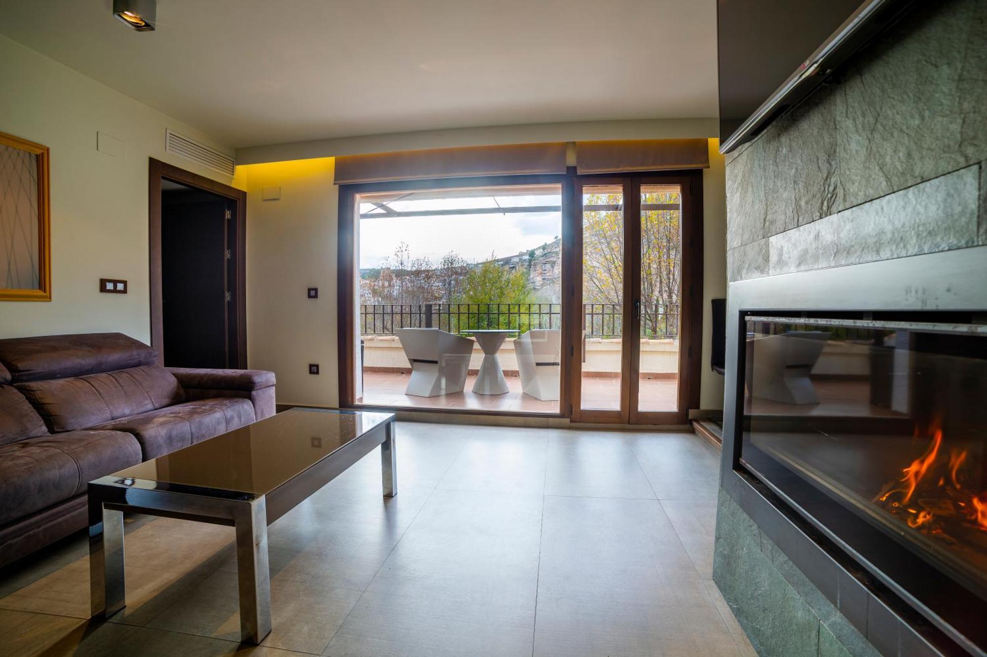Suites Finca Los Olivos الكالا ديل جوكار الغرفة الصورة