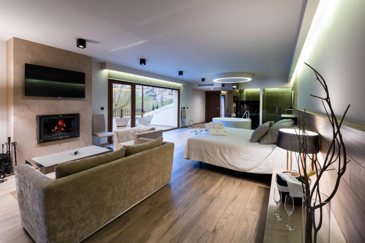 Suites Finca Los Olivos الكالا ديل جوكار المظهر الخارجي الصورة
